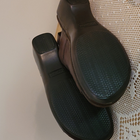 NIB I Love Comfort sandals - Picture 5 of 7